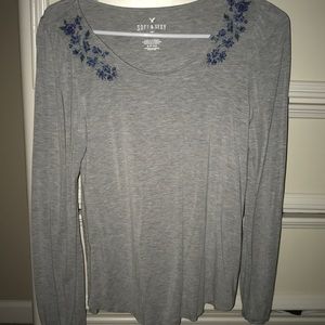 Loose American Eagle long sleeve top